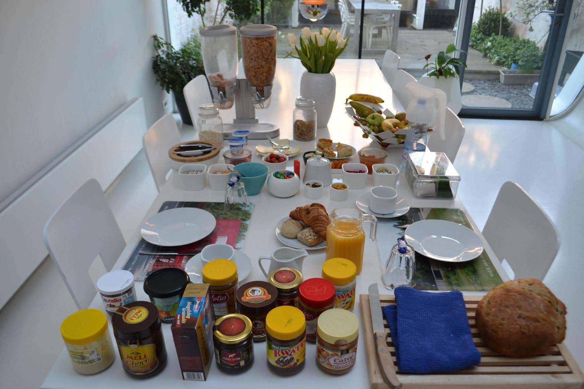 Plant Based B&B Central 브뤼헤 외부 사진